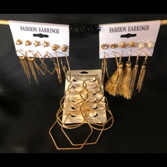 Unbranded Jewelry - New 18 pair golden fashion earrings